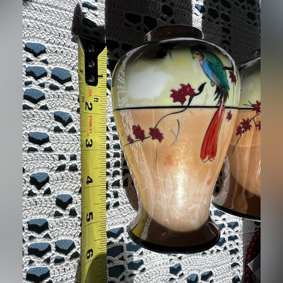 Pair: Pre WWII Handpainted Japan Parrot Lusterware 5.5" vases - Picture 8 of 11